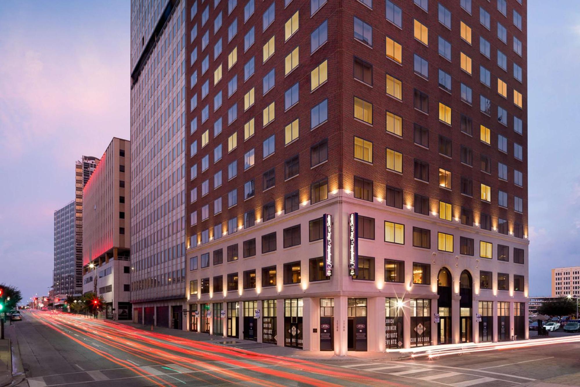 Hampton Inn & Suites Dallas Downtown Exteriör bild